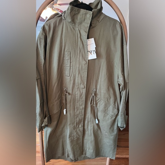 NWT ZARA TREND Hooded Parka Coat SIZE L
PRICE FIRM - Picture 12 of 14